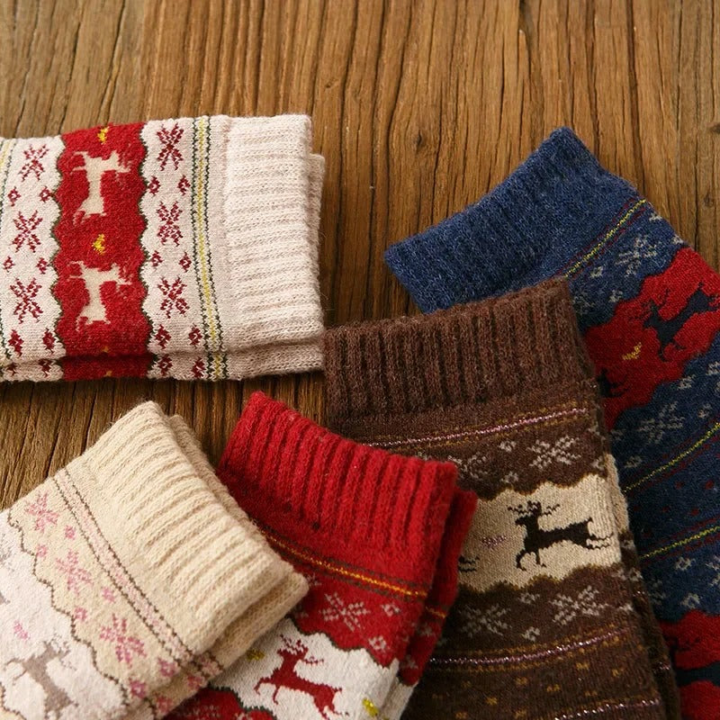 Christmas Socks with Nordic-Inspired Patterns 34-42