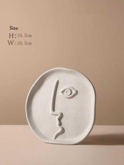 Linnea - Nordic Ceramic Face Vase
