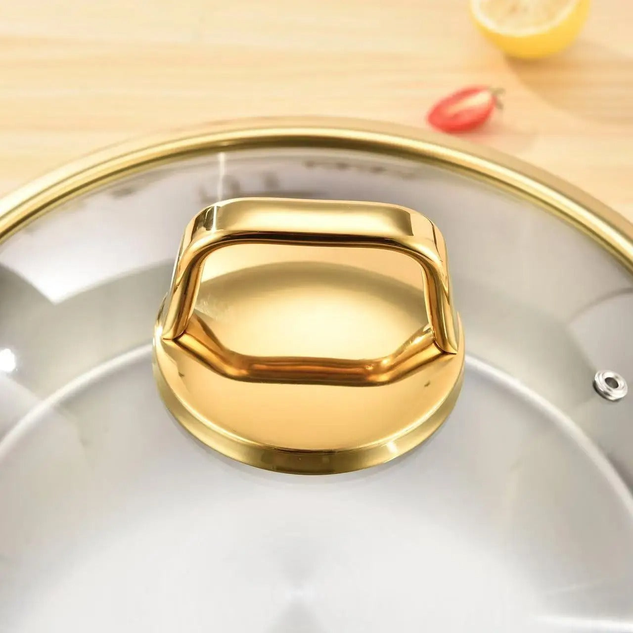 304 Stainless Steel Hammered Soup Pot with Gold-Trimmed Lid